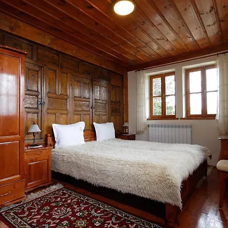 Yovina House Πανσιόν Zheravna